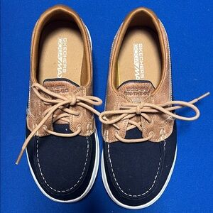 Skechers Men's Navy and Tan Boat Shoes